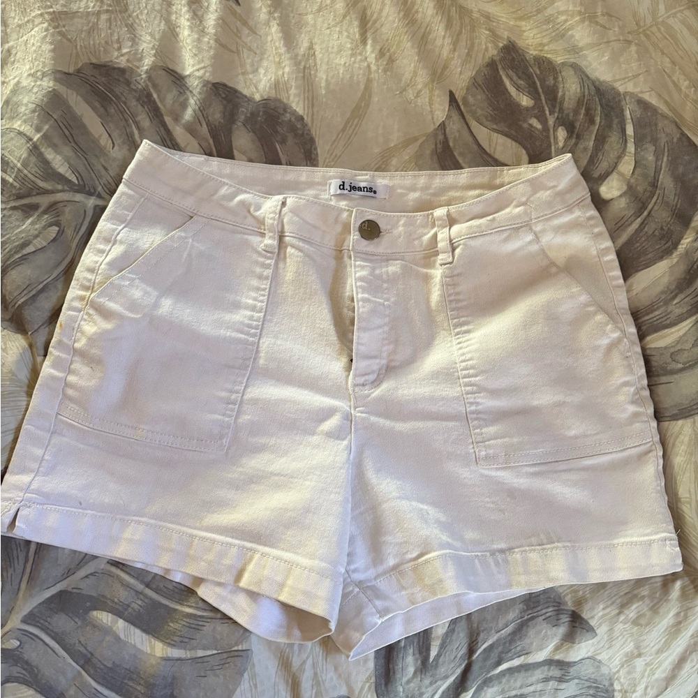 d. jeans White High-Waist Cotton Utility Shorts
